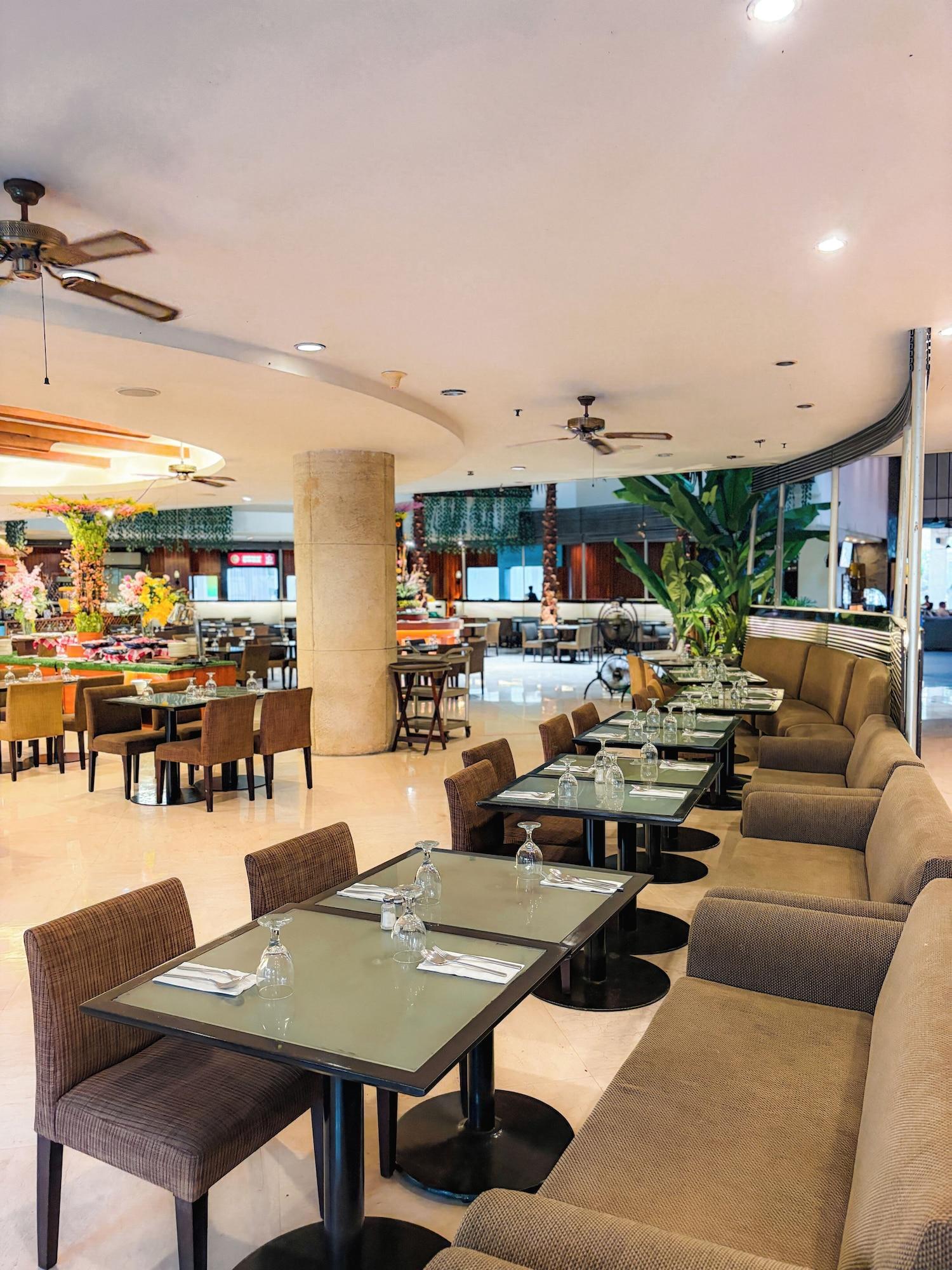 Restaurant Kuta Paradiso Hotel