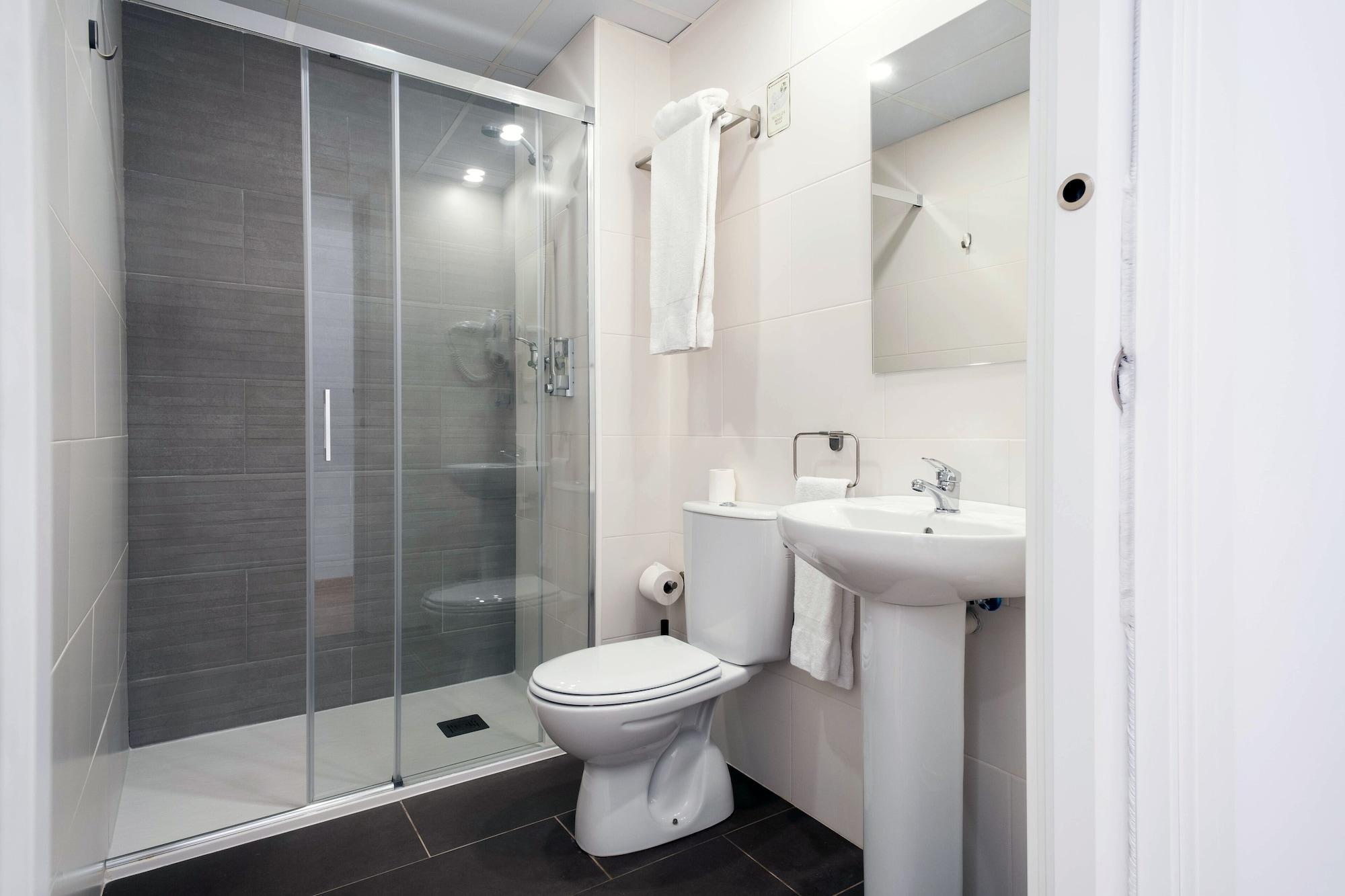 Equipamiento de Habitación Hotel BestPrice Girona