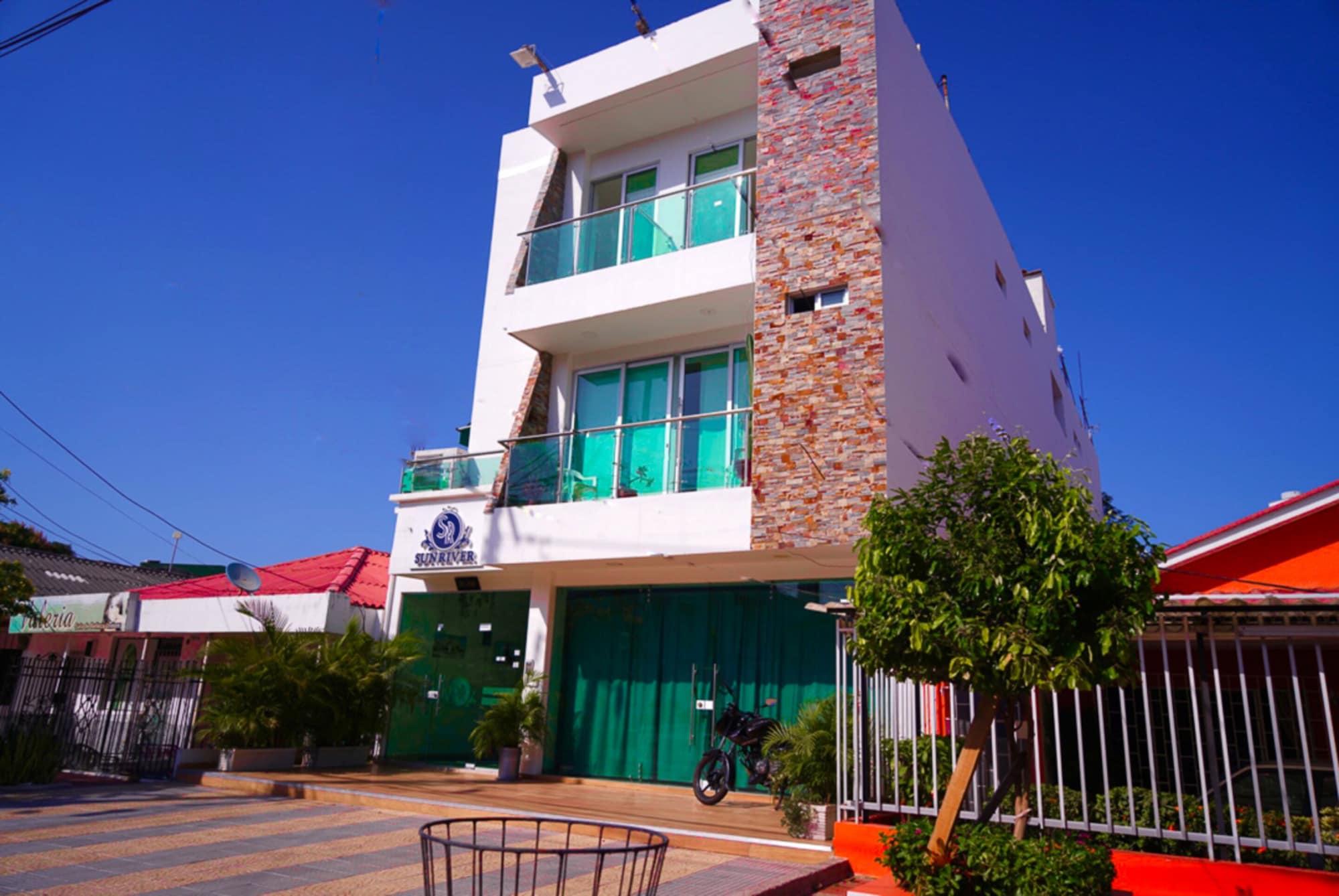 Varios Hotel Sun River
