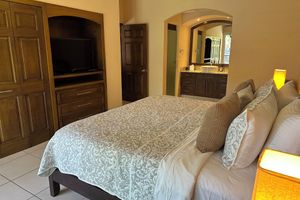 Alquiler Vacacional - Playa Royale condo 4202 with 1 bedroom / 2 bathrooms
