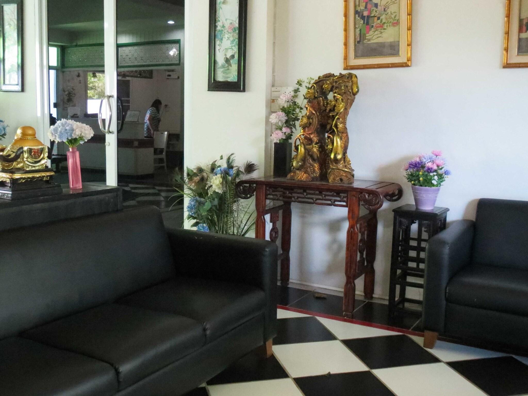 Vista Lobby Chomdao Hotel