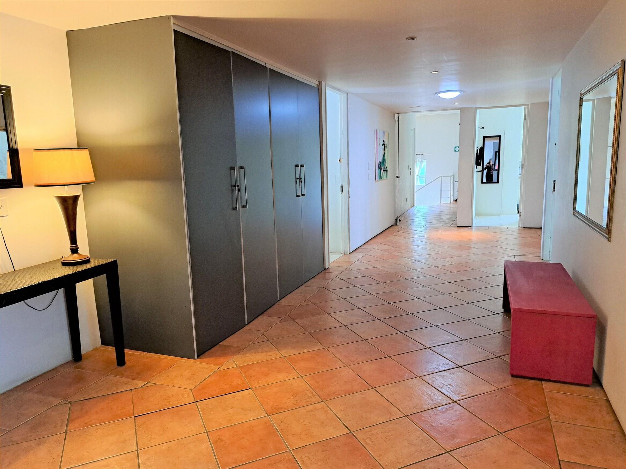 Vista Lobby Bentley On The Beach