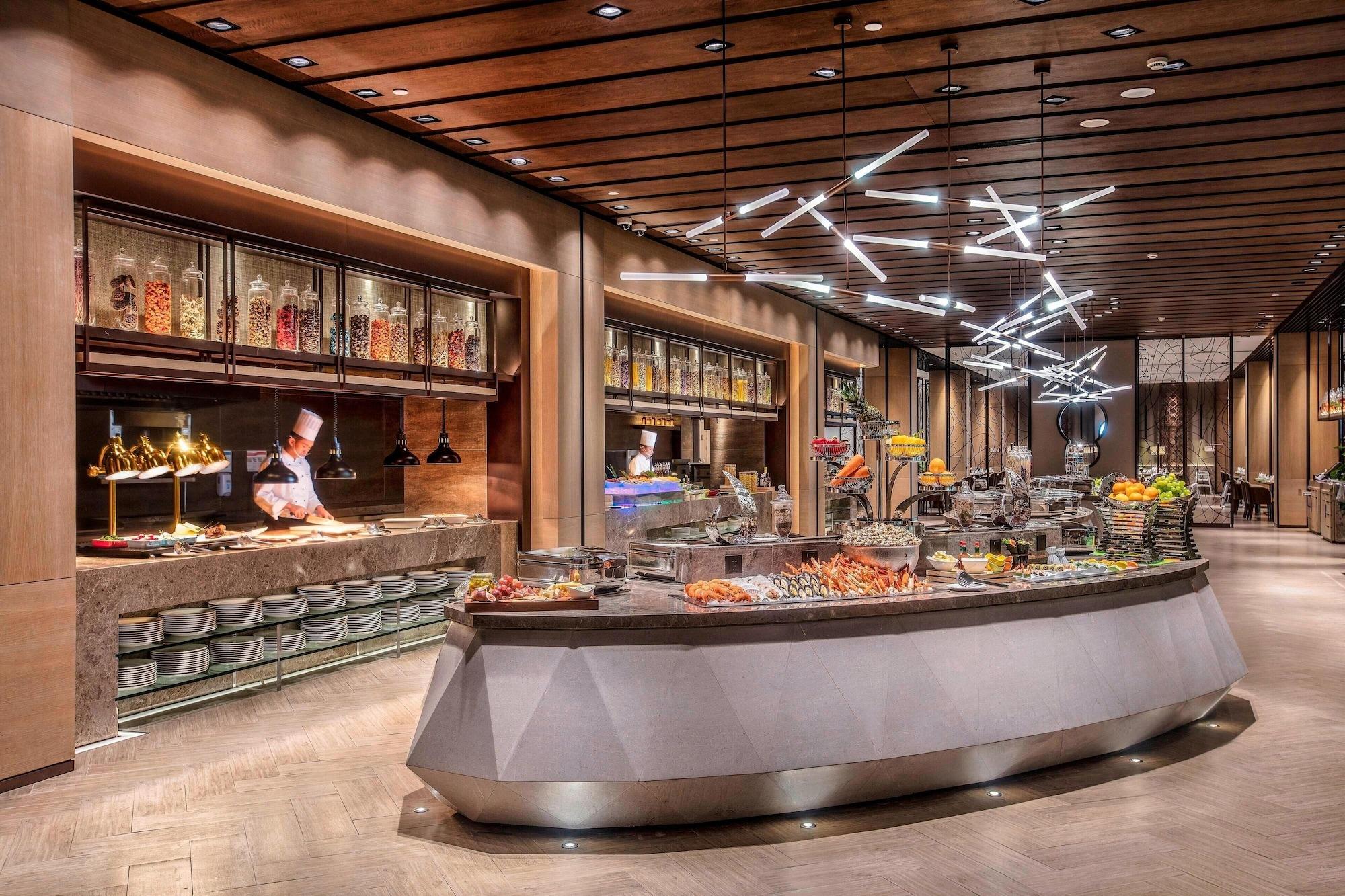 Restaurant Courtyard by Marriott Shanghai International Tourism and Resorts Zone