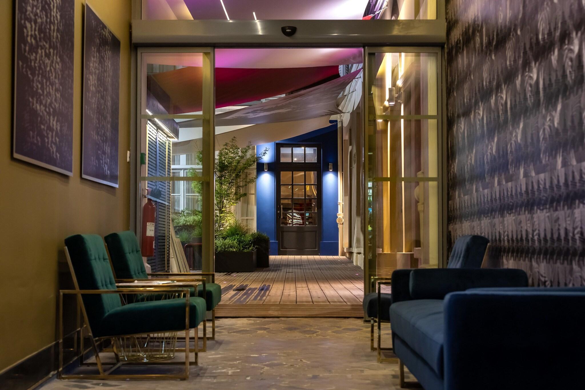 Vista Lobby Residence & Spa Le Prince Regent