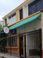 Alojamiento - alborada hostel B&B