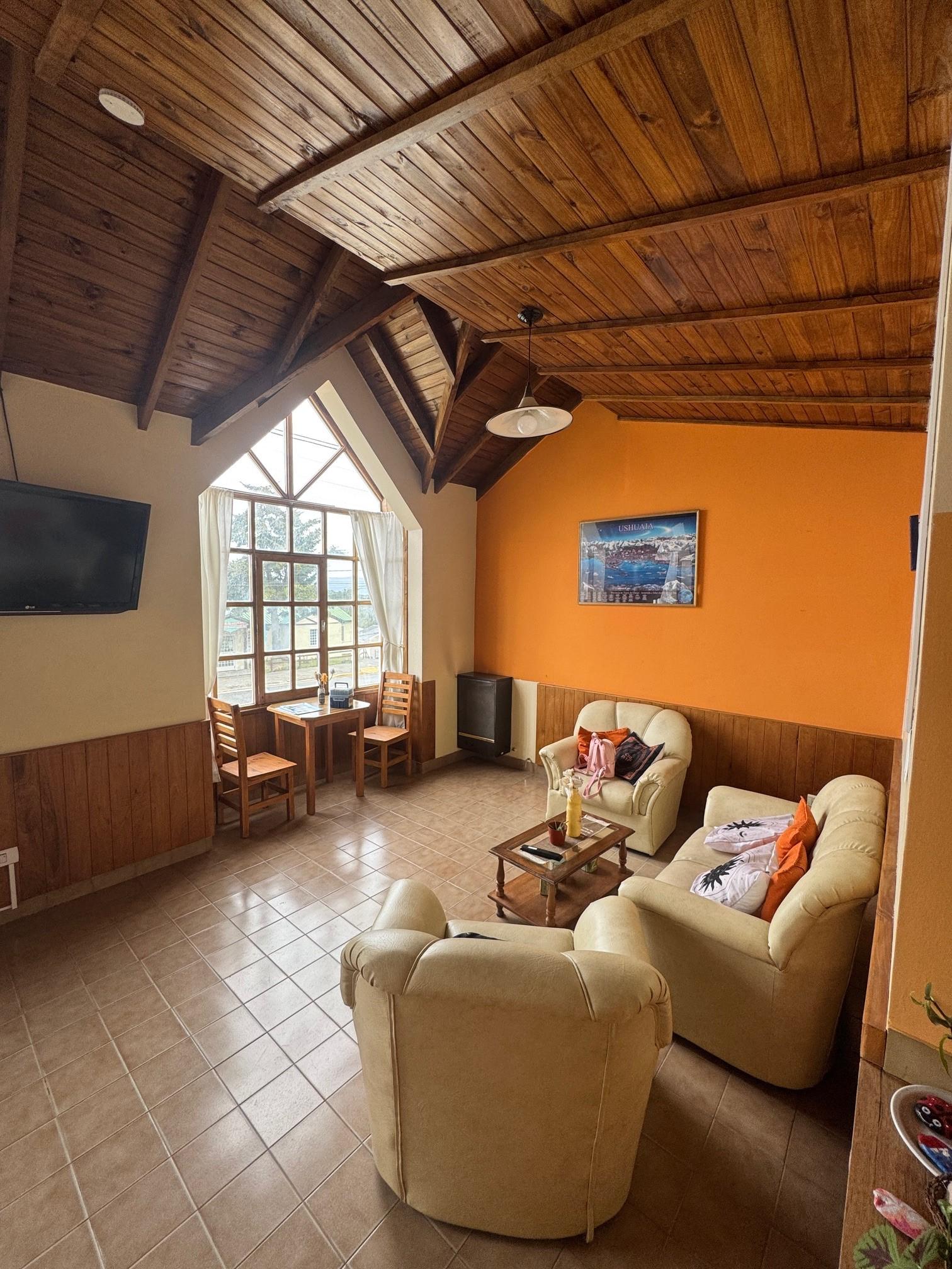 Sala de Reuniones HOSTERIA  AILEN
