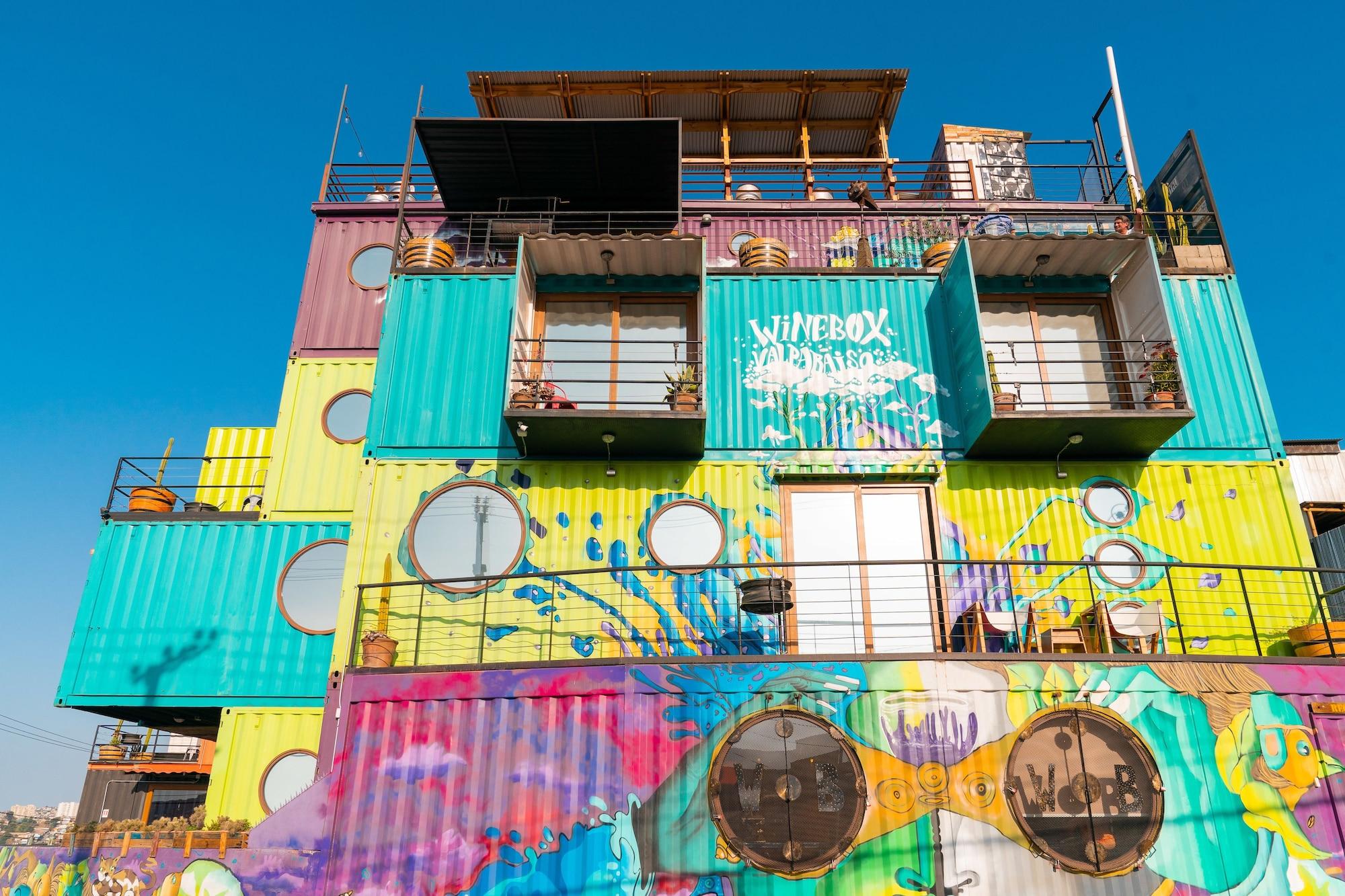 Vista Exterior Winebox Valparaiso