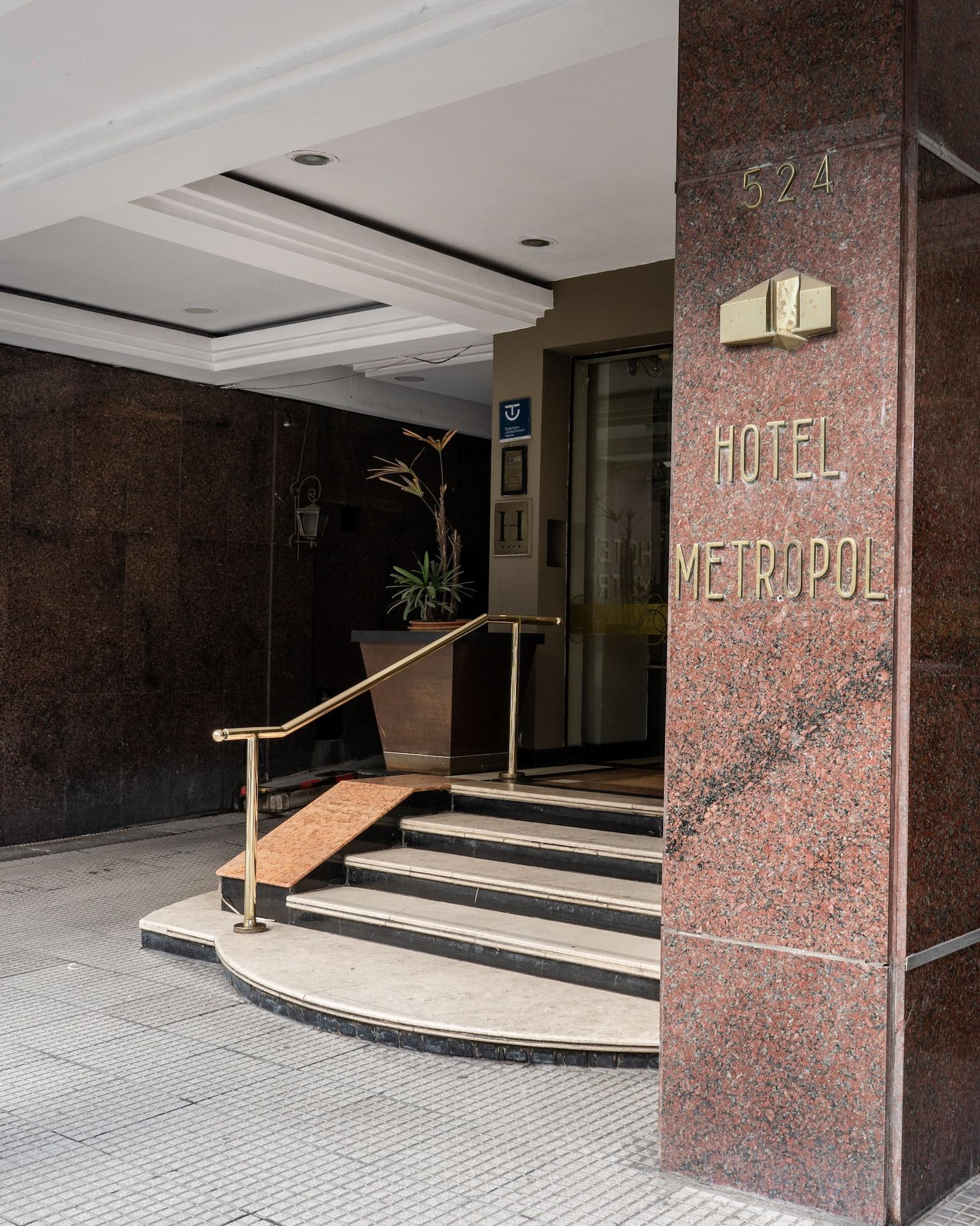 Vista Exterior Hotel Metropol