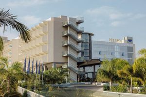 Alojamiento - Nissiblu Beach Resort