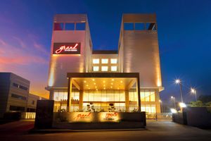 Alojamiento - Grand Vijayawada by GRT hotels