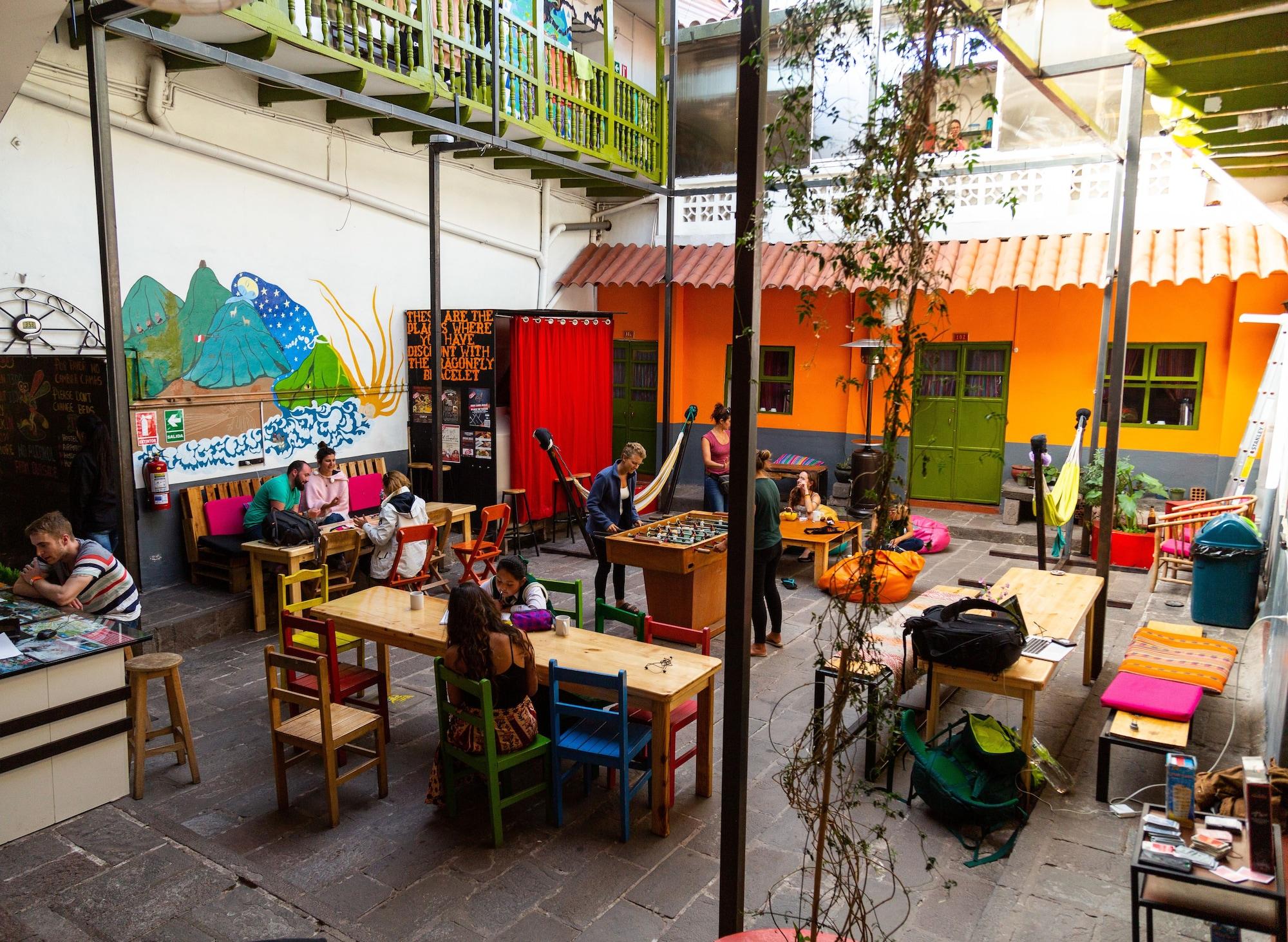 Vista Exterior Dragonfly Hostels Cusco