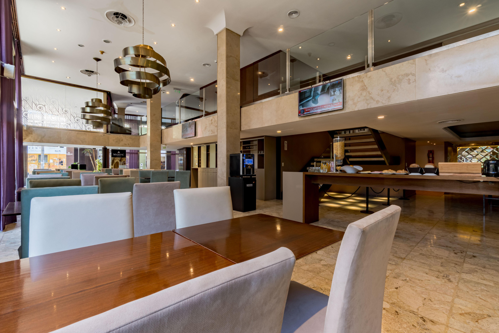 Área de desayuno Hotel Majestic Rosario