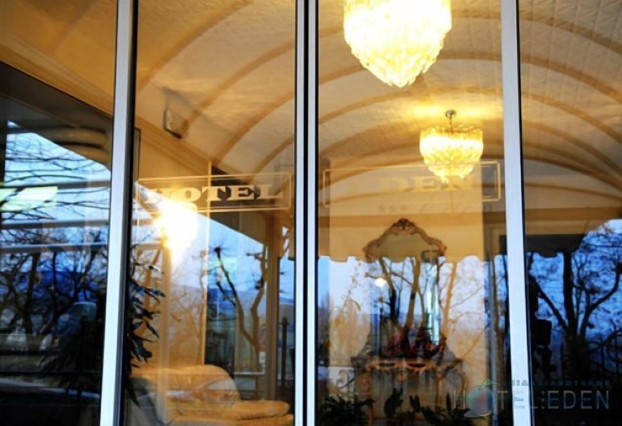 Varios Hotel Eden
