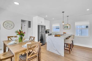 Arriendo temporal - Beach Condo King Bed Lush Patio w BBQ Birch Key Eight