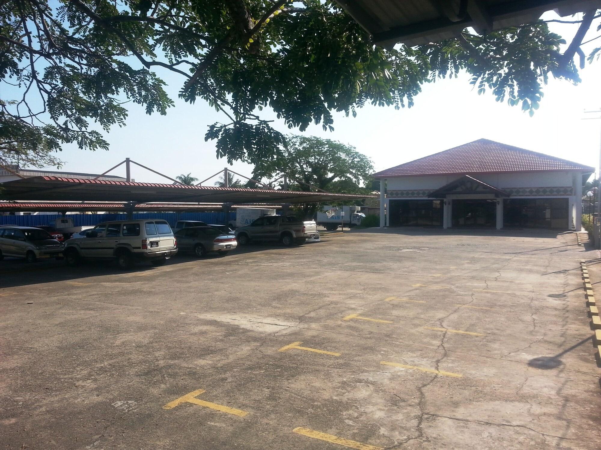 Vista Exterior Sanbay Hotel