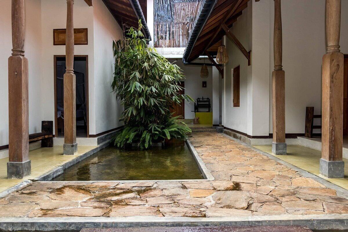 Vista Lobby Kingdom Secret Kiriella