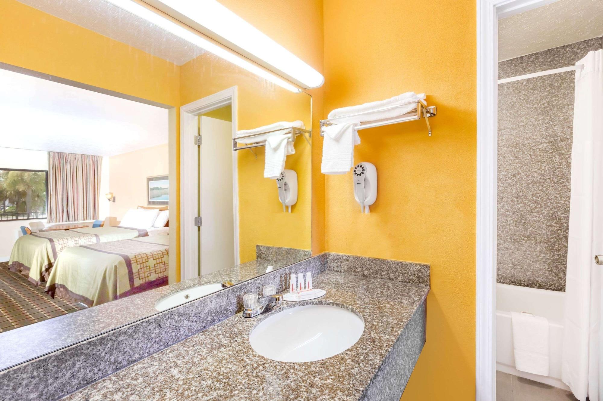 Equipamiento de Habitación Days Inn by Wyndham Little River