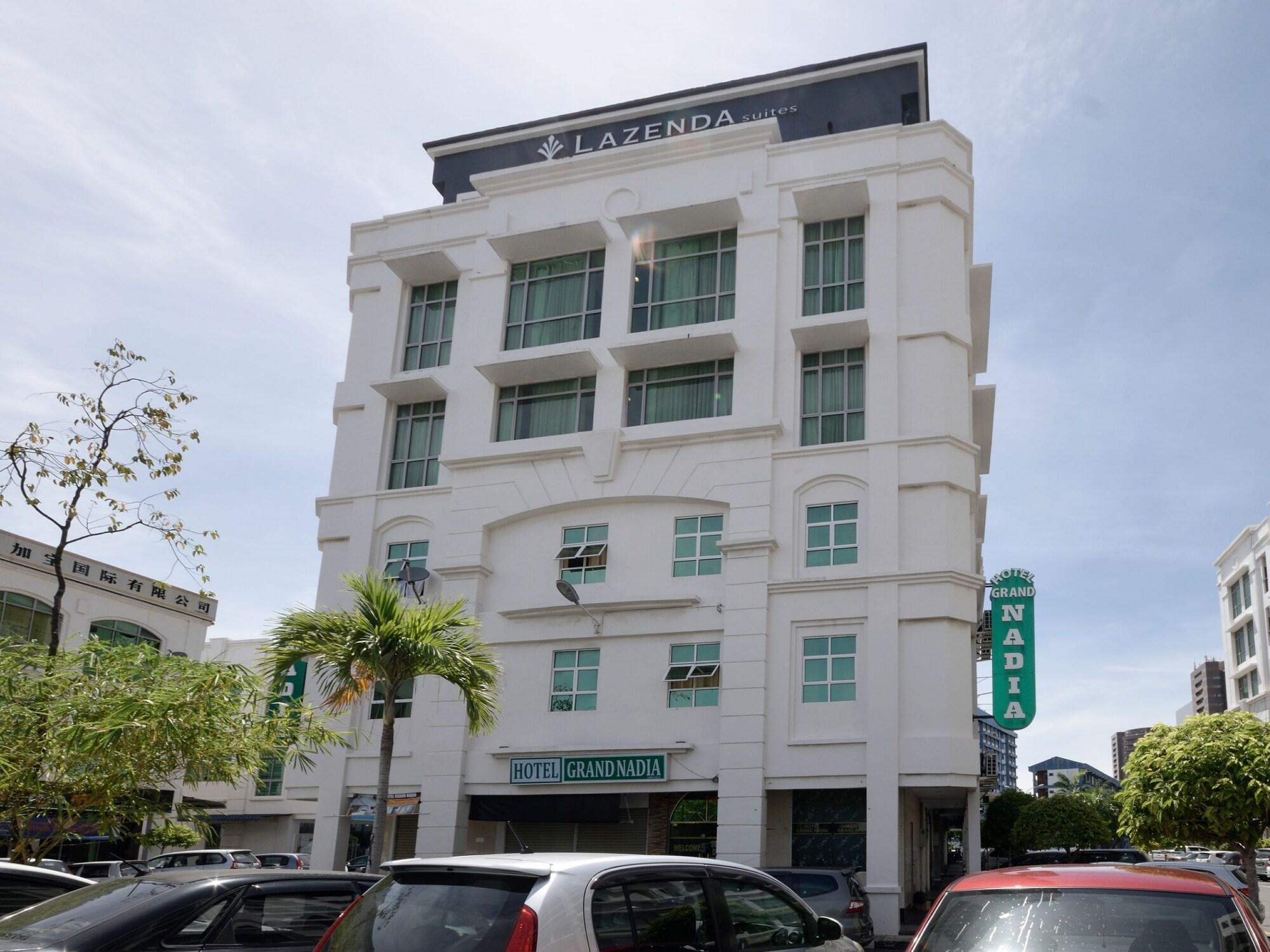 Vista Exterior OYO 892 Hotel Grand Nadia