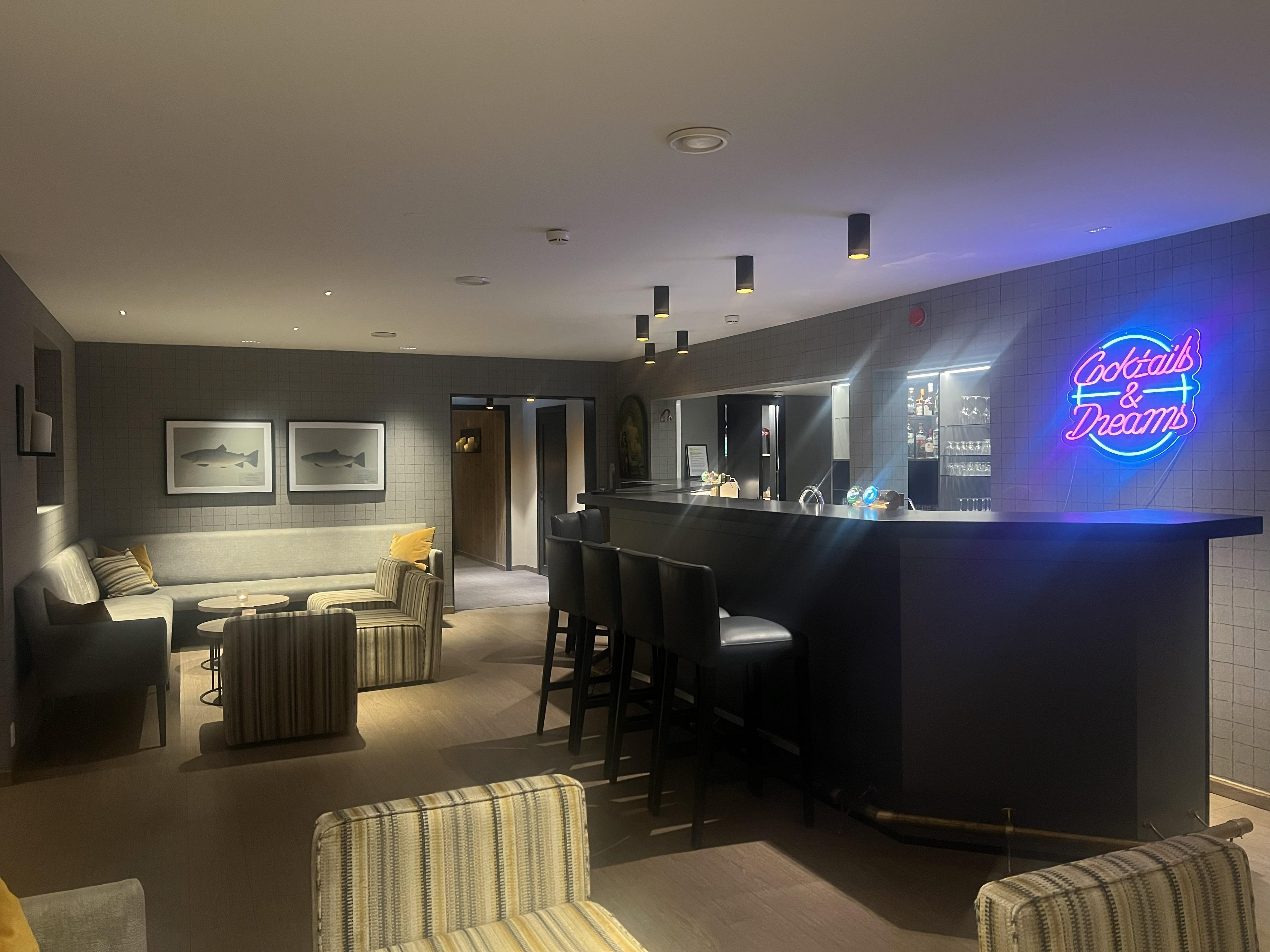 Bar/Salón Grand Hotel Skei