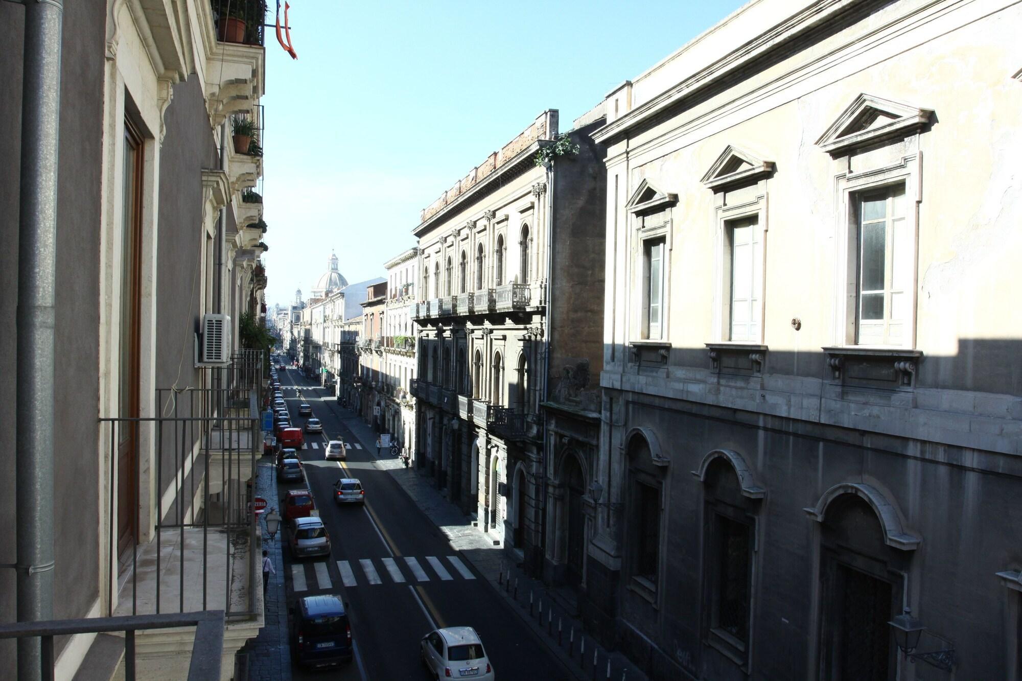 Vista Exterior B&B Suite Cutelli