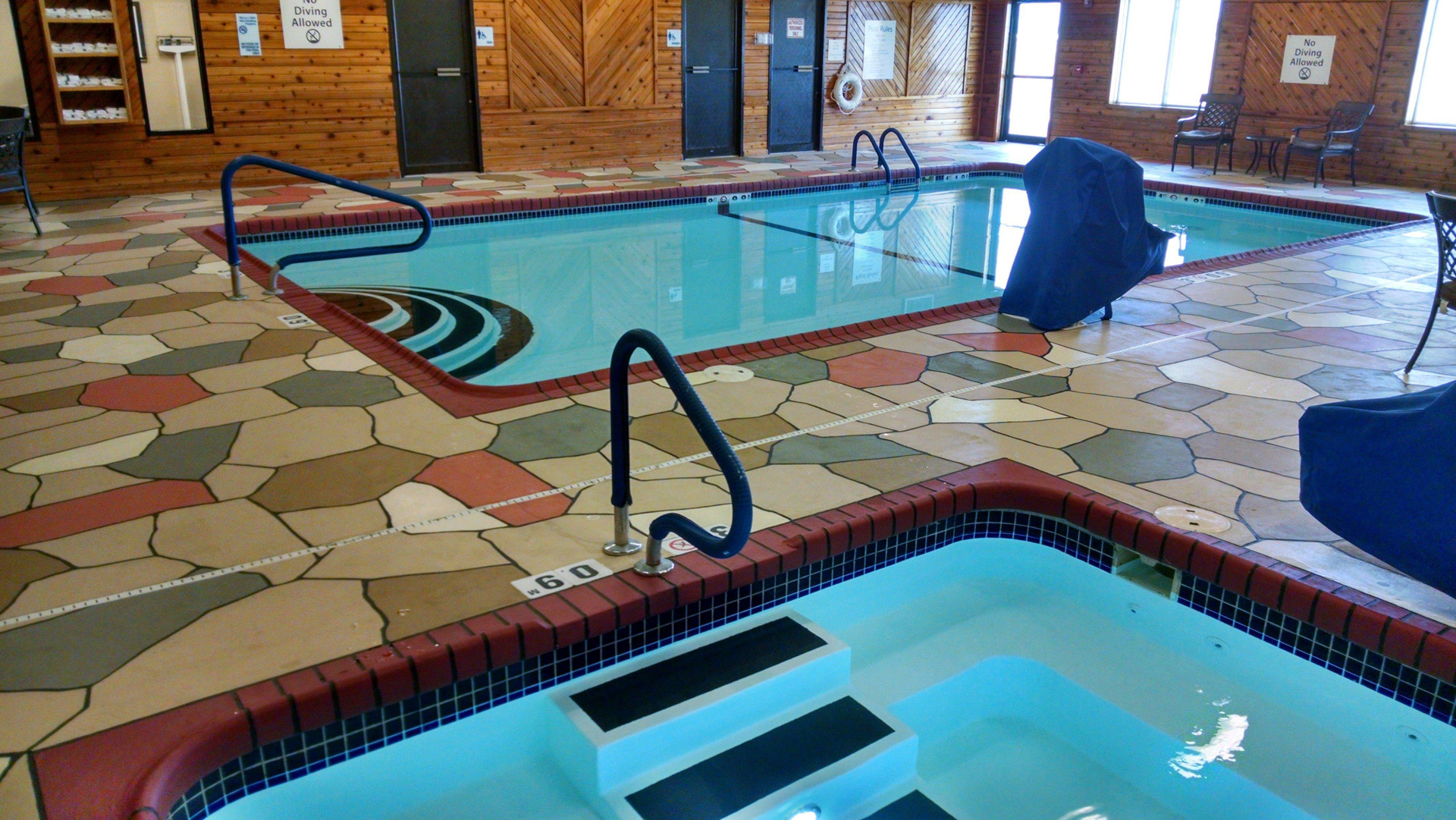 Vista Piscina SureStay by Best Western Lexington