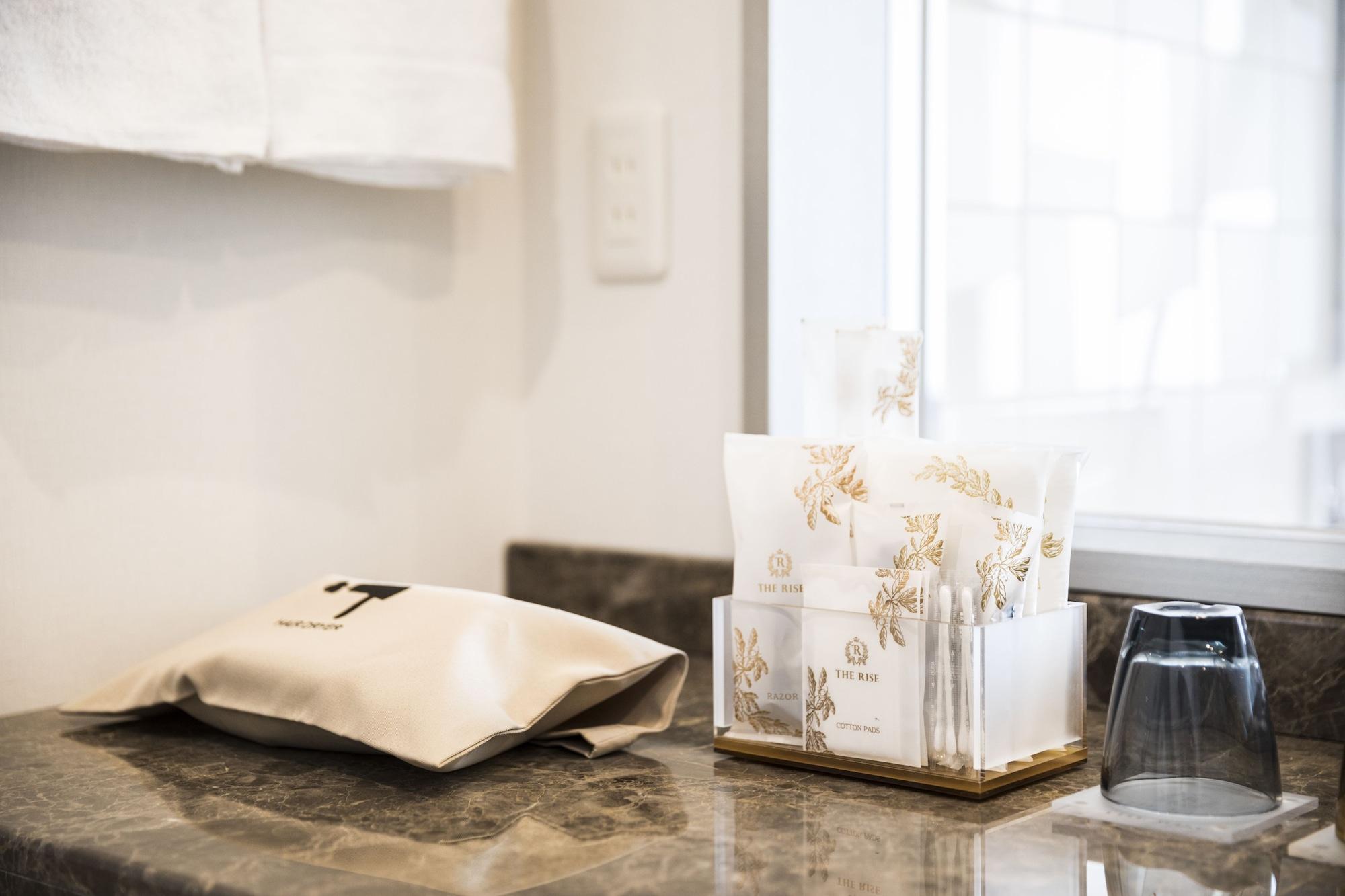 Set de Habitación The Rise Osaka Kitashinchi