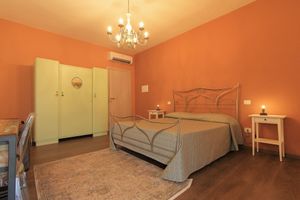 Alojamiento - B&B San Paterno industrial Vintage triple room
