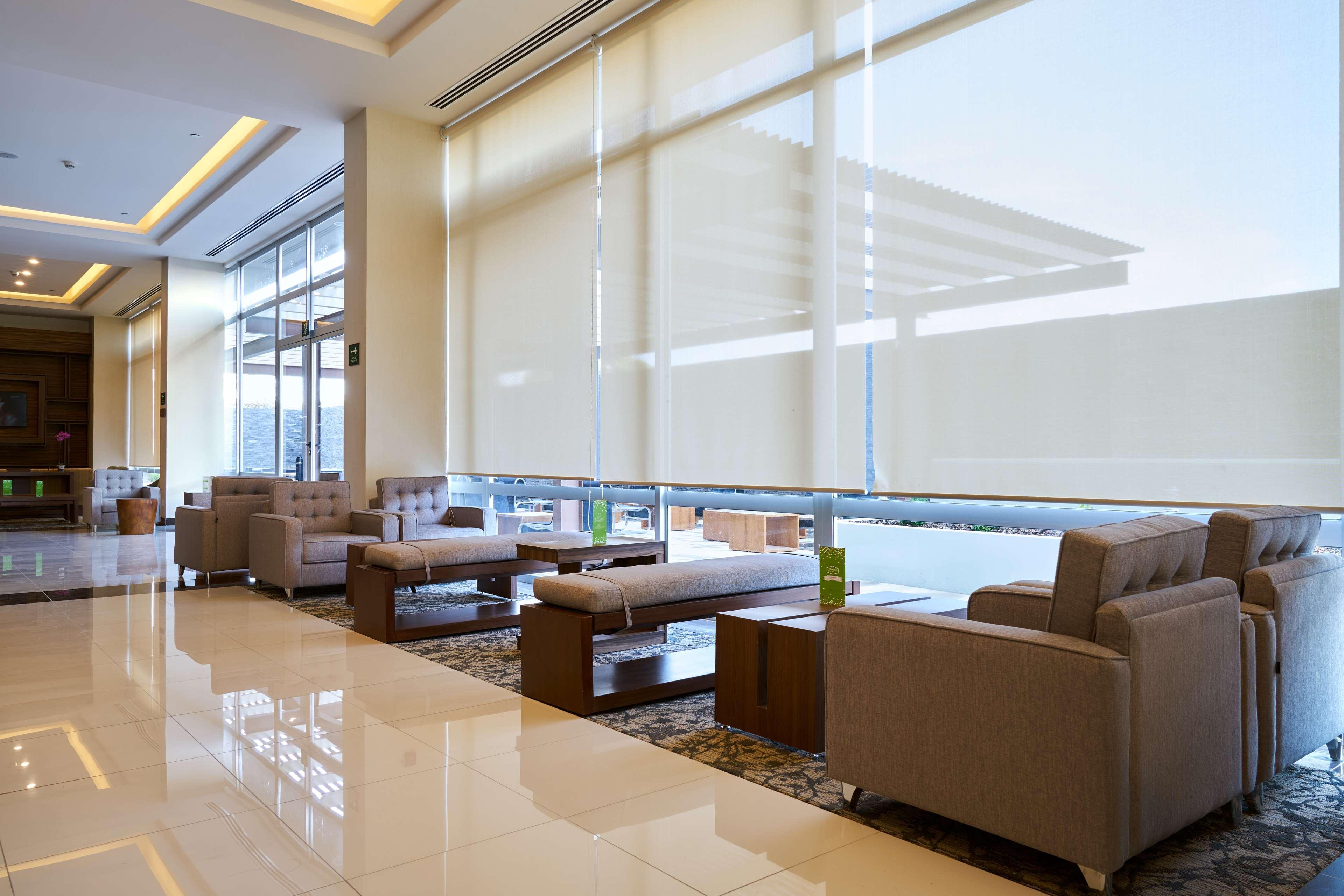 Vista Lobby Hampton Inn by Hilton Irapuato