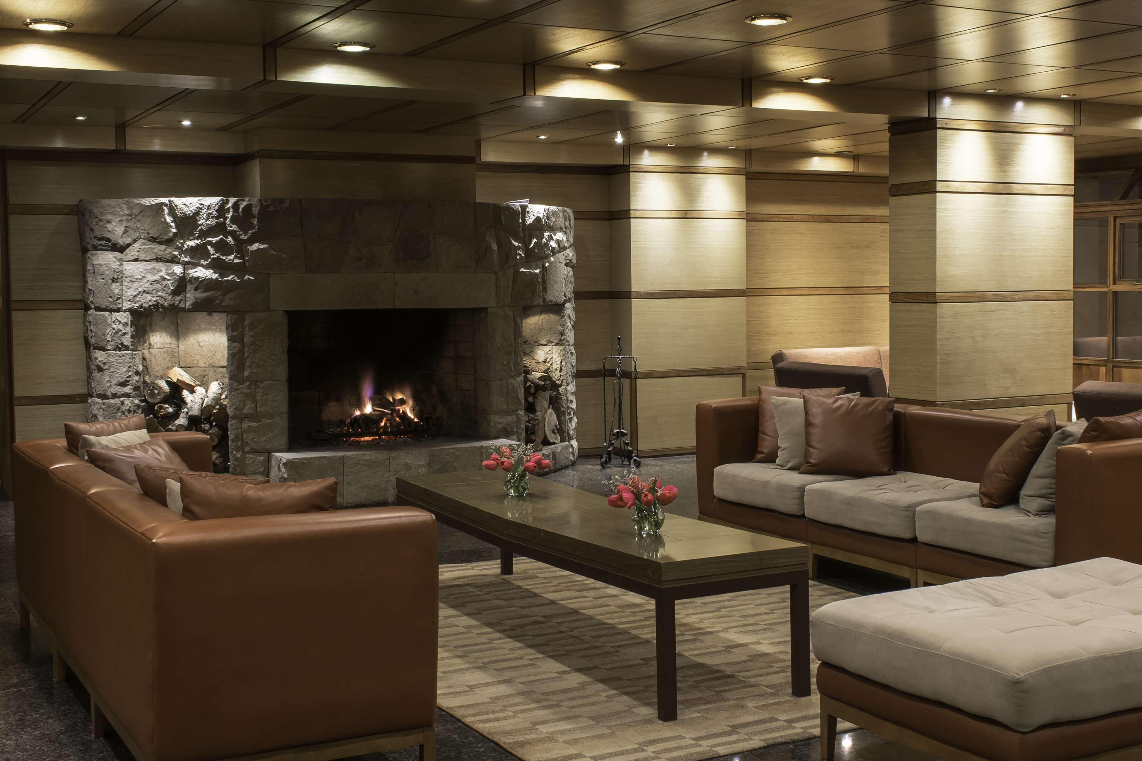 Vista Lobby NH Edelweiss Bariloche