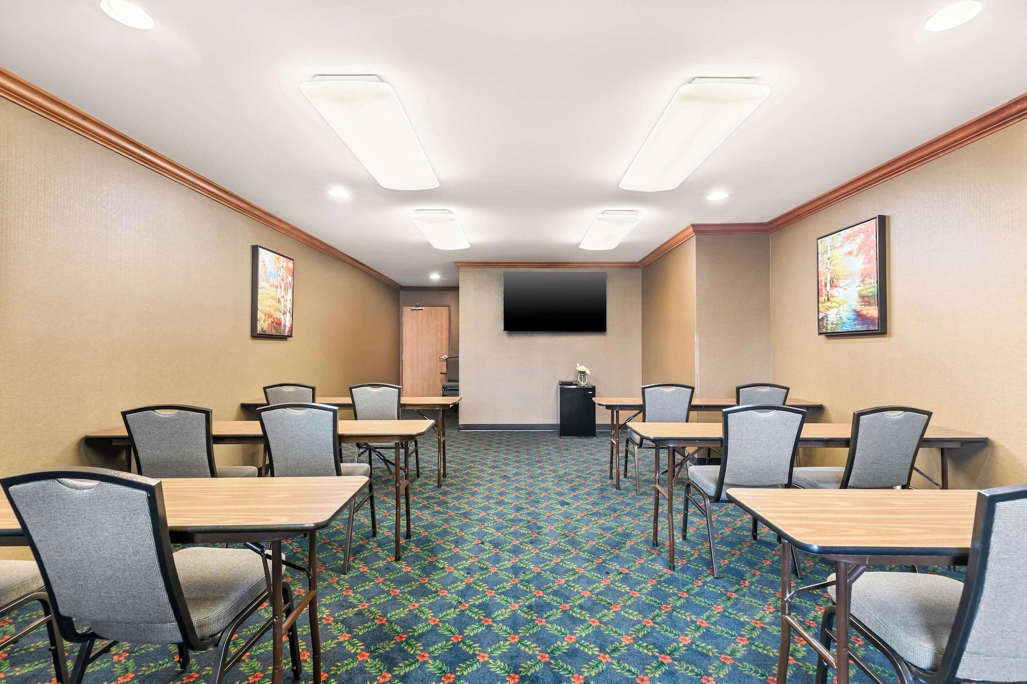 Sala de Reuniones Best Western Legacy Inn & Suites Beloit/South Beloit