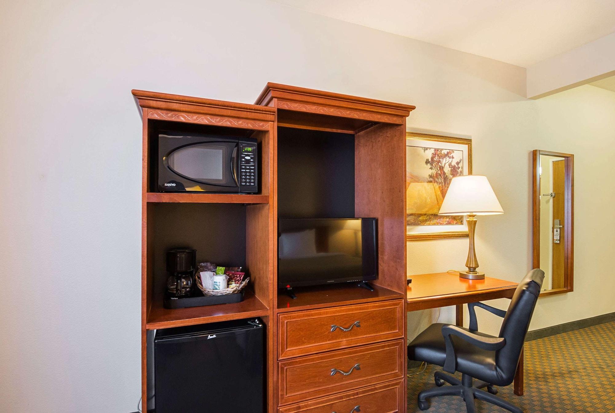 Habitación Quality Inn Fresno Yosemite Airport