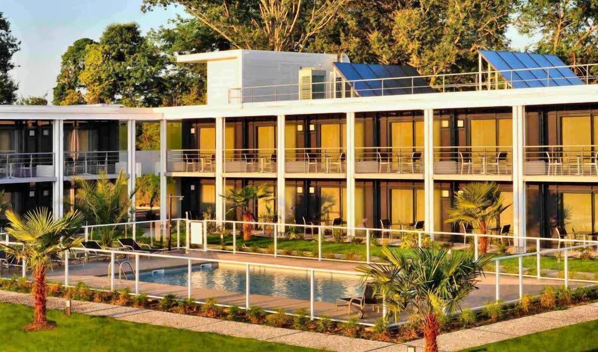 Varios Hotel Eden Park