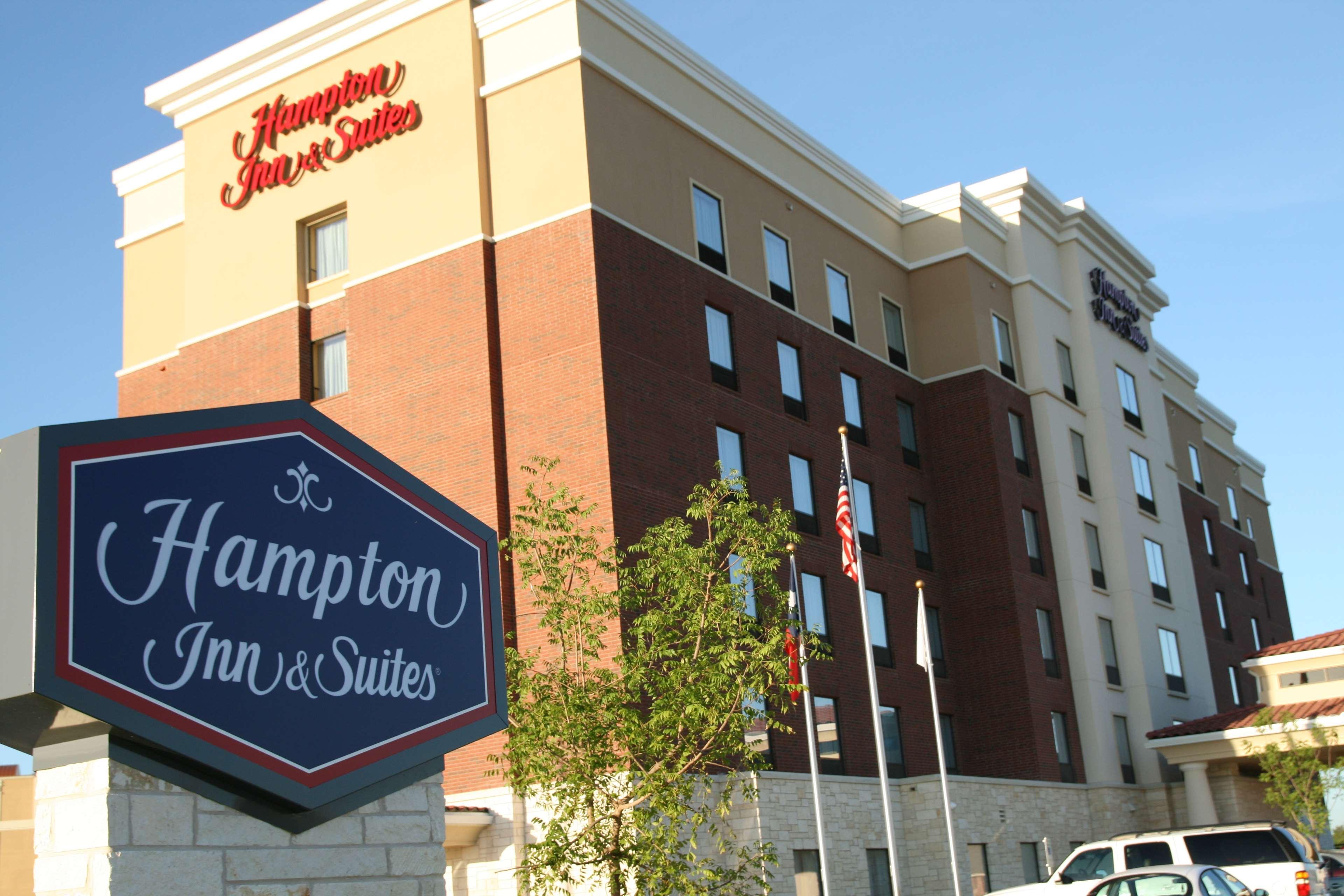 Vista Exterior Hampton Inn & Suites Dallas/Lewisville-Vista Ridge Mall, TX