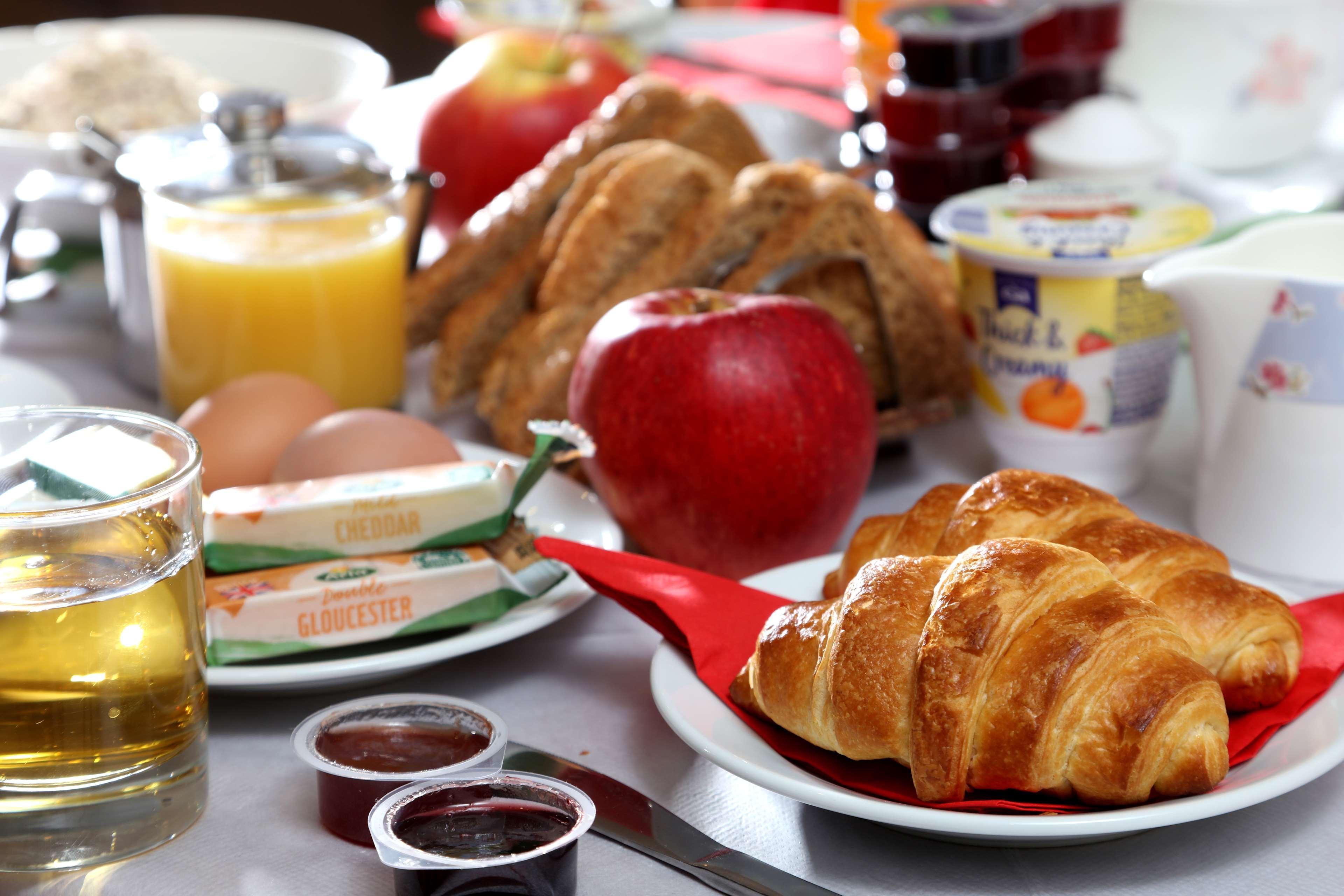 Restaurant Queensway Hotel, Sure Hotel Collection by Best Western