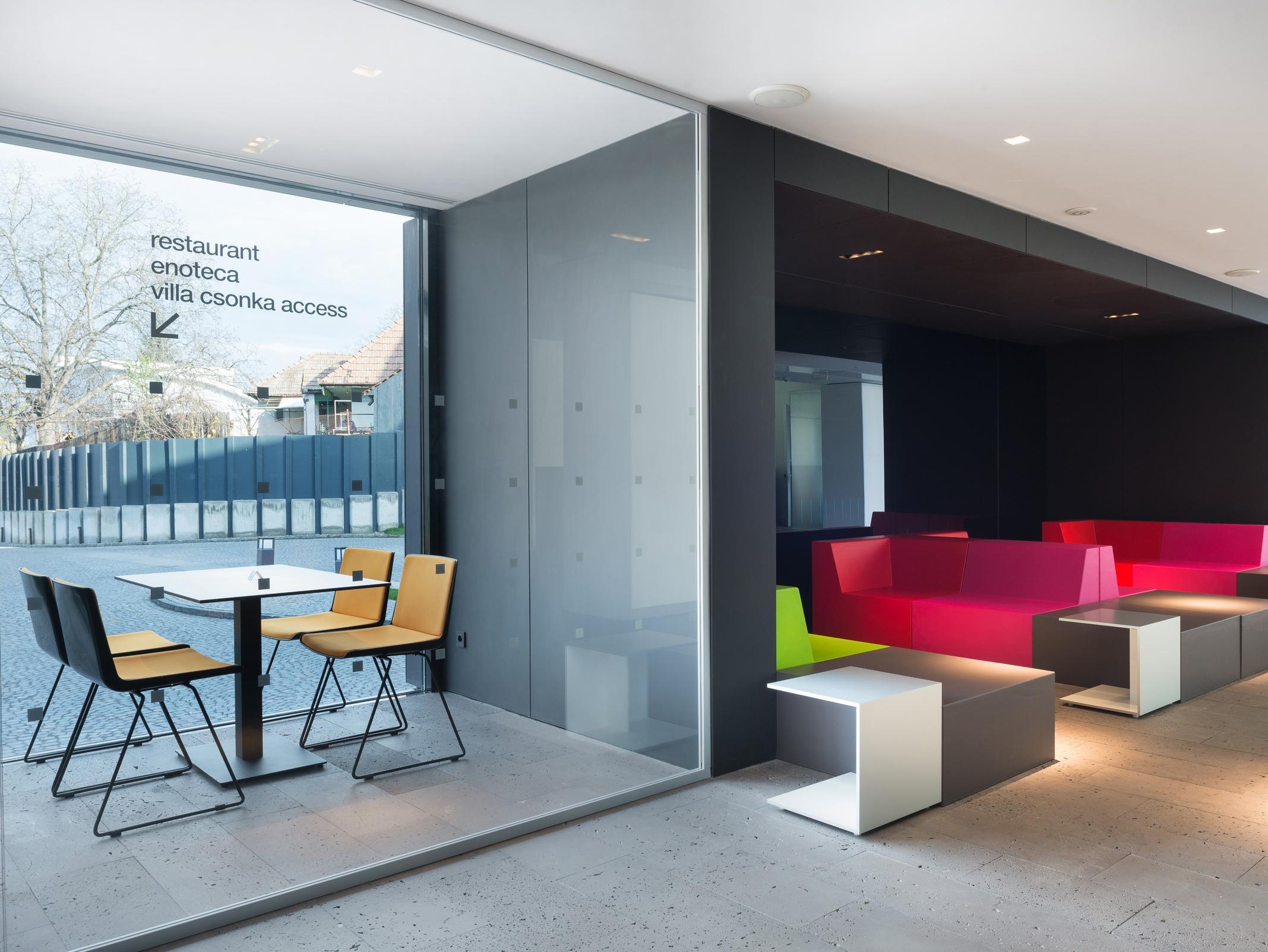 Vista Lobby Privo
