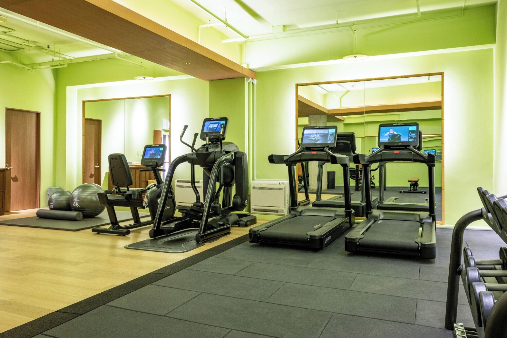 Gimnasio Gora Kadan
