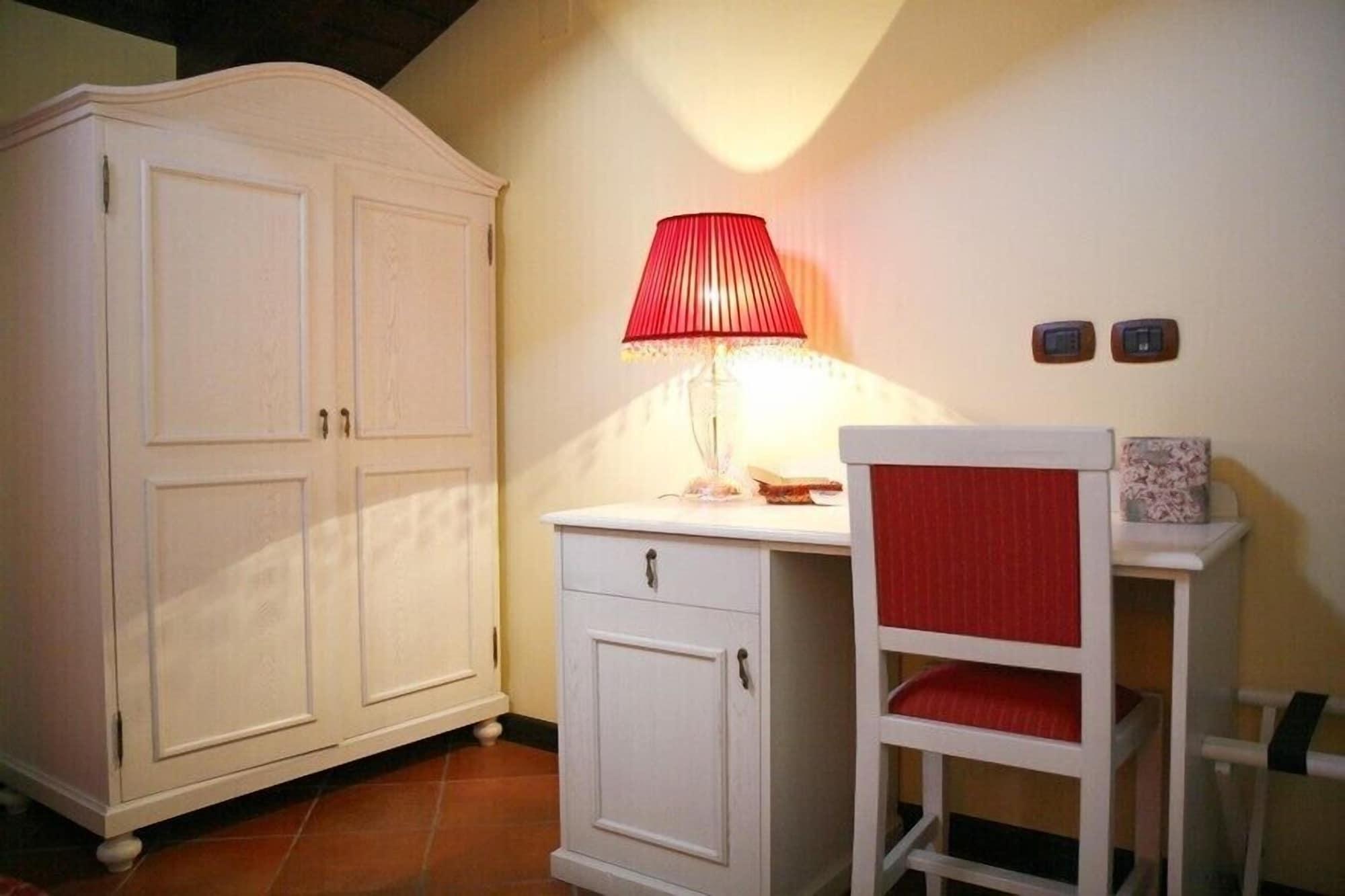 Set de Habitación Hotel Villa Calliope