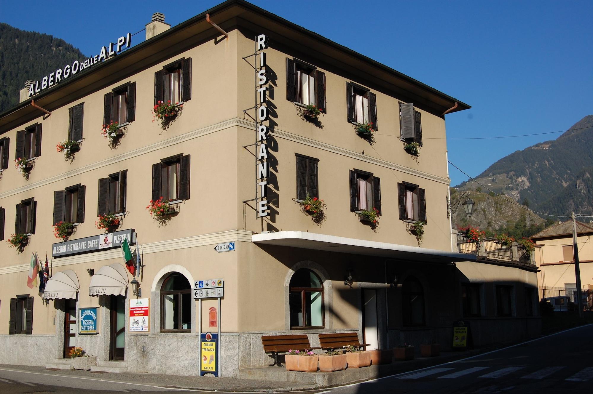 Vista Exterior Hotel delle Alpi