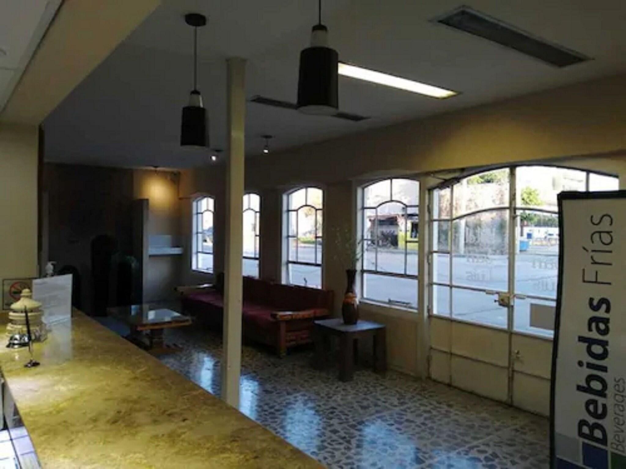 Bar/Salón Hotel San Luis