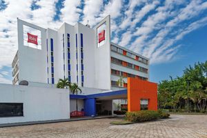 Alojamiento - Ibis Manaus Distrito Industrial