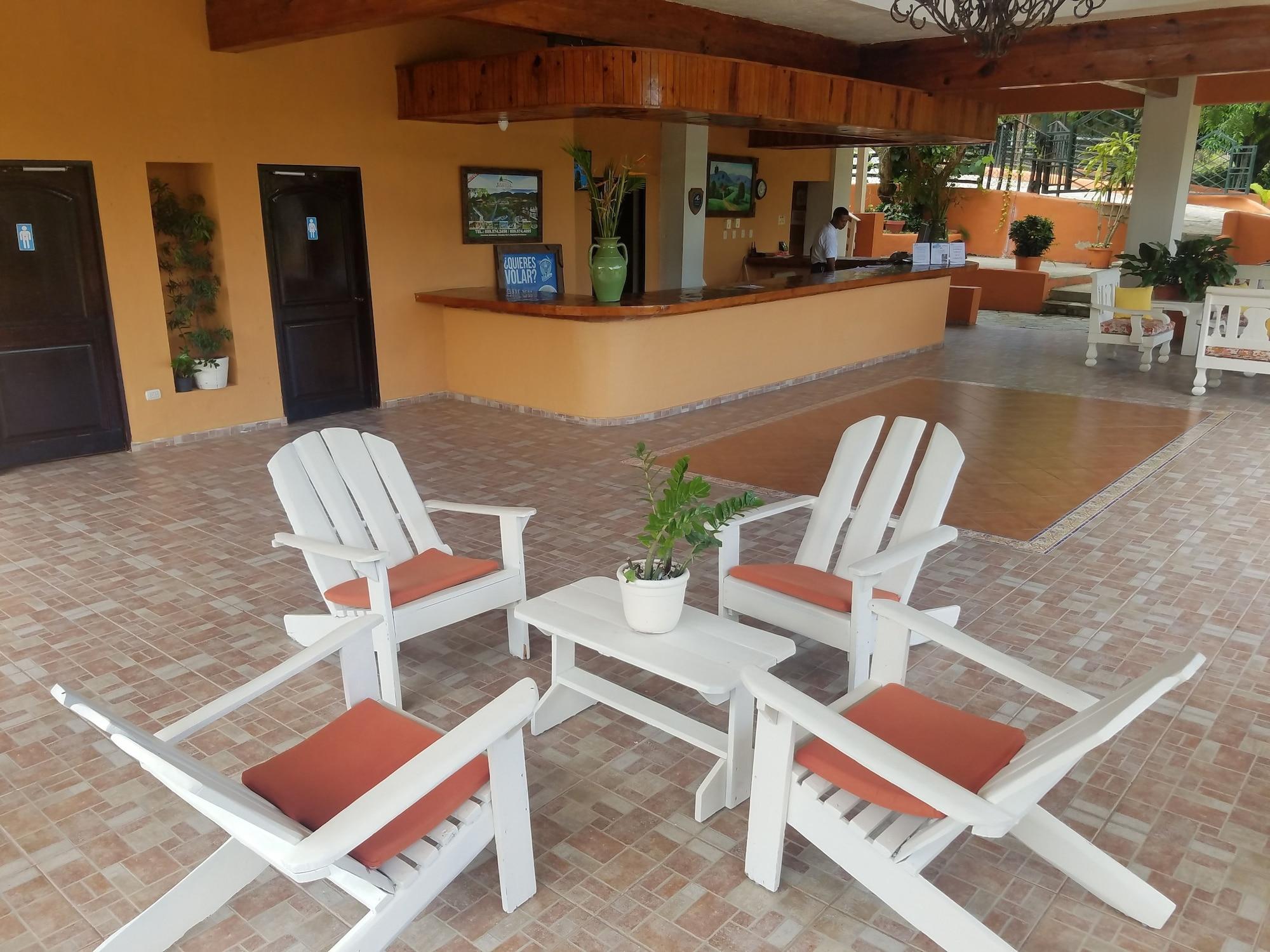 Vista Lobby Jarabacoa River Club