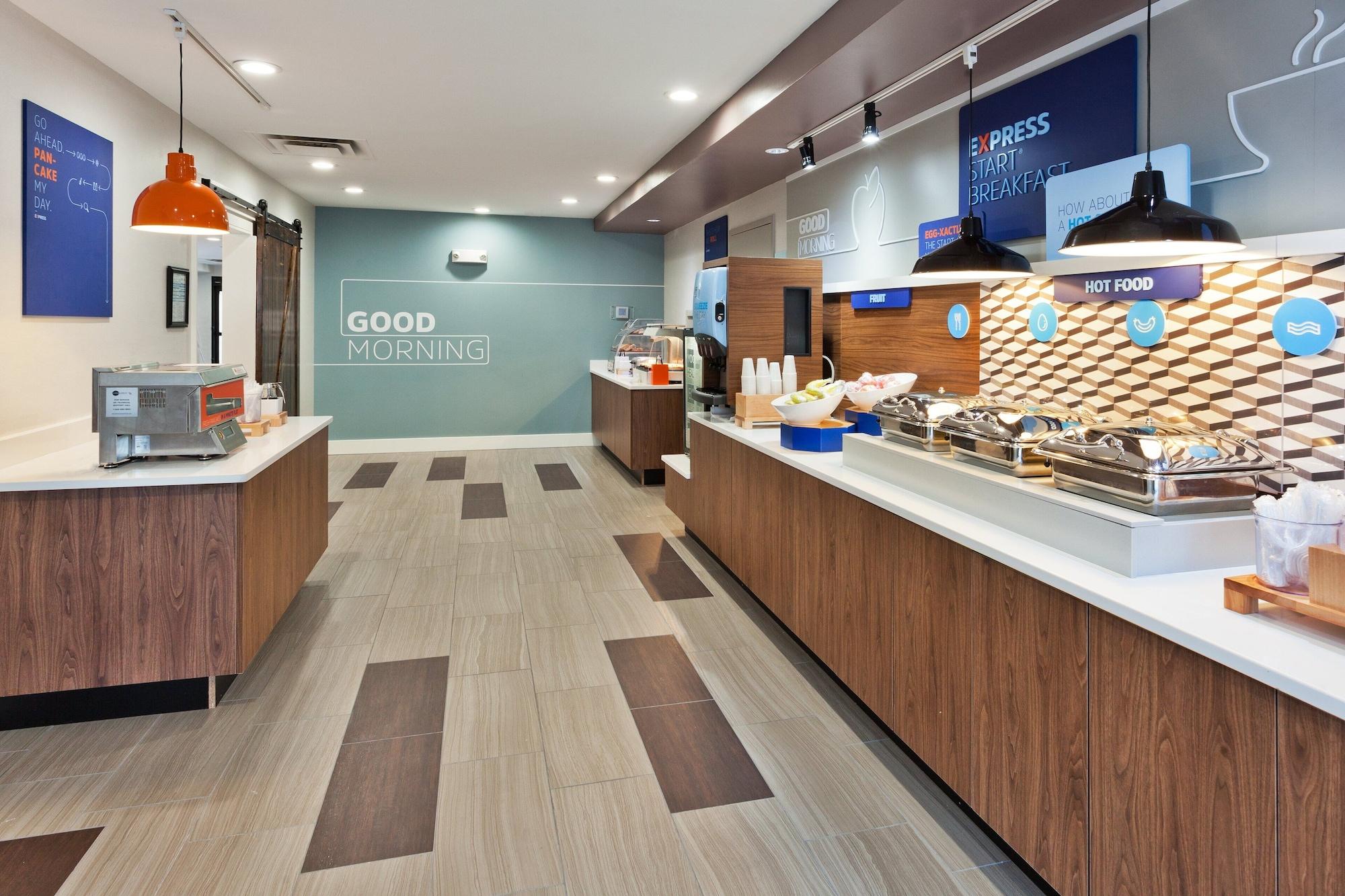 Restaurant Holiday Inn Express & Suites Rome-East by IHG