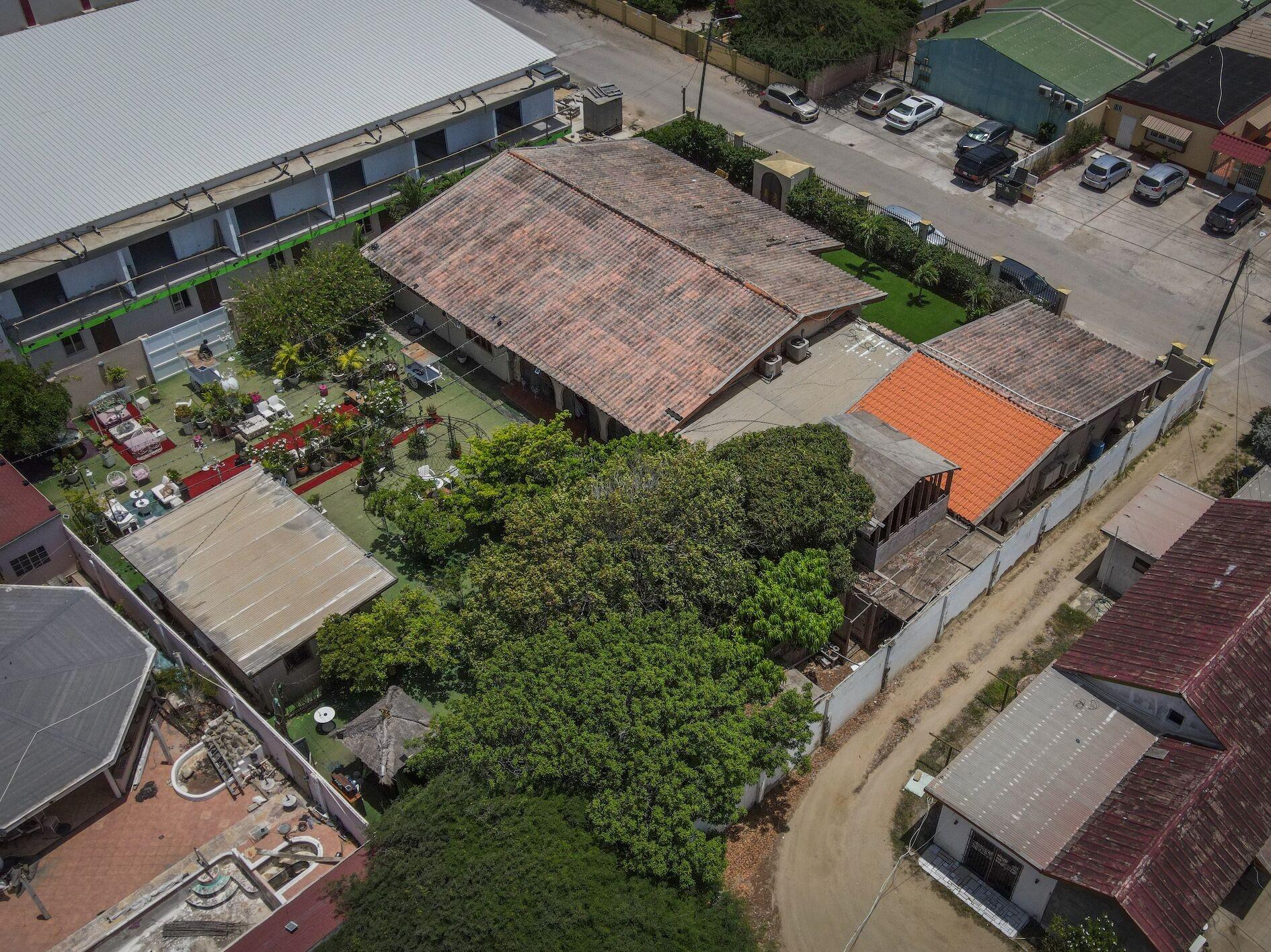 Vista Exterior House of Mosaic Boutique Hotel Aruba