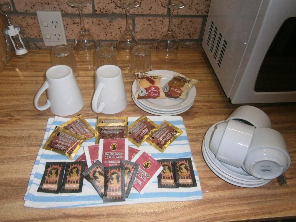 Set de Habitación Aaron Inn Motel