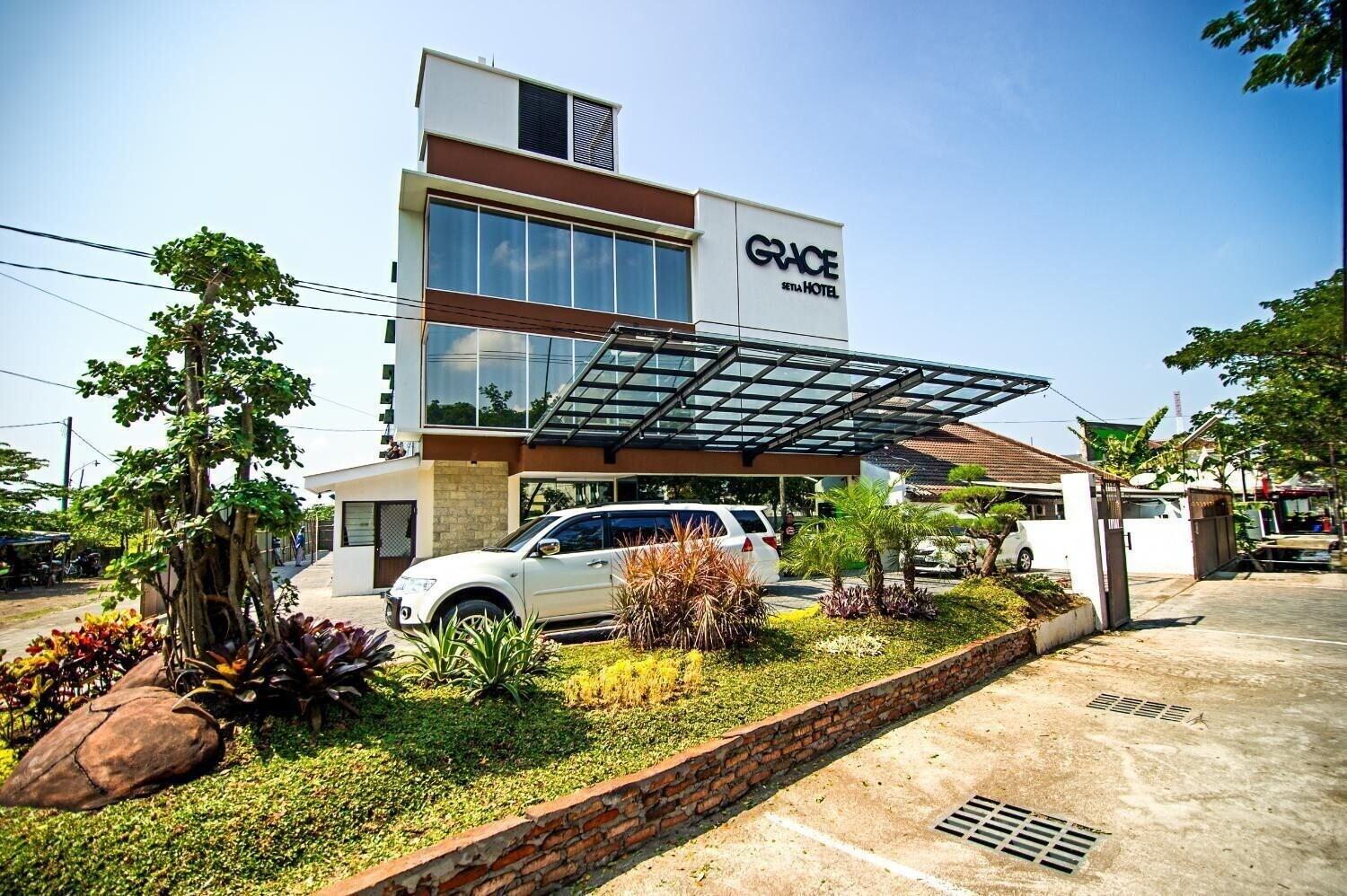Varios Grace Setia Hotel