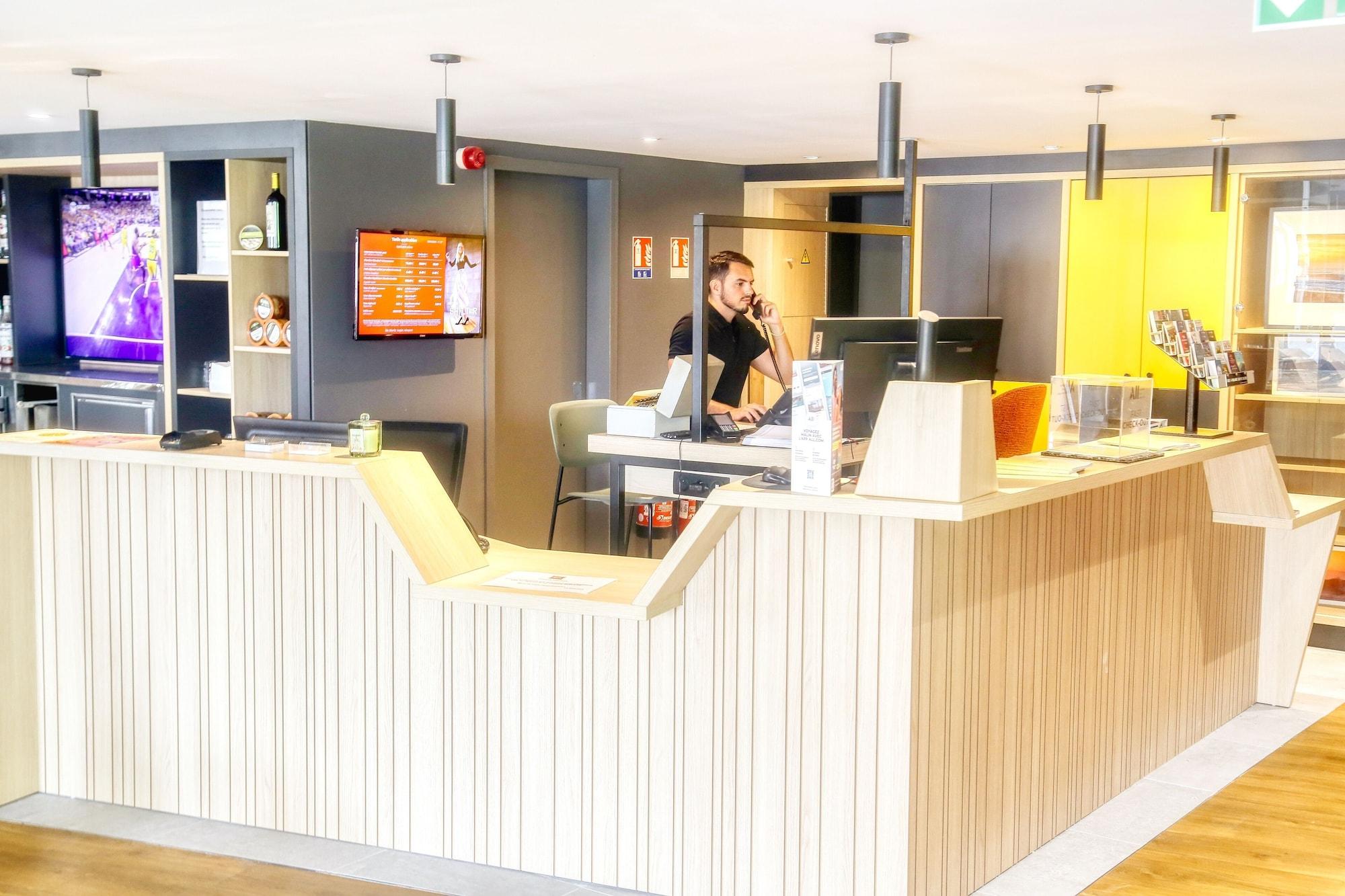 Vista Lobby ibis Biarritz Anglet Aeroport