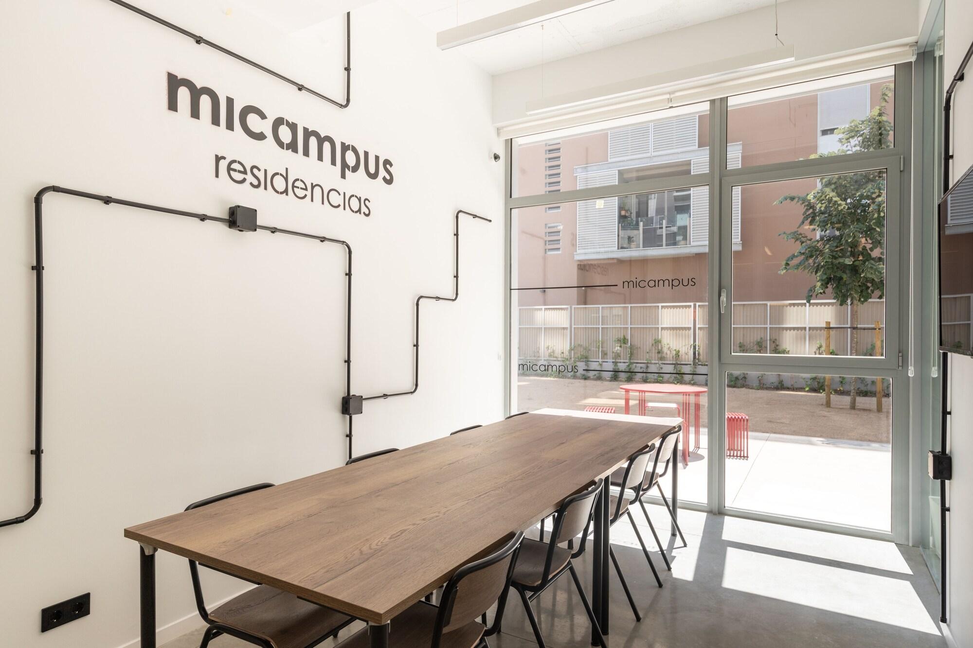Vista Lobby Micampus Barcelona Student Residence