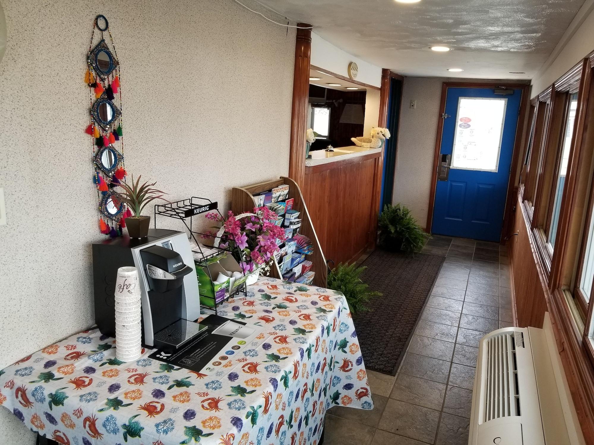 Vista Lobby The Tides Motel