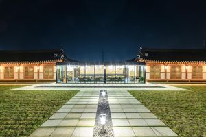 Alojamiento - Hwarangroo