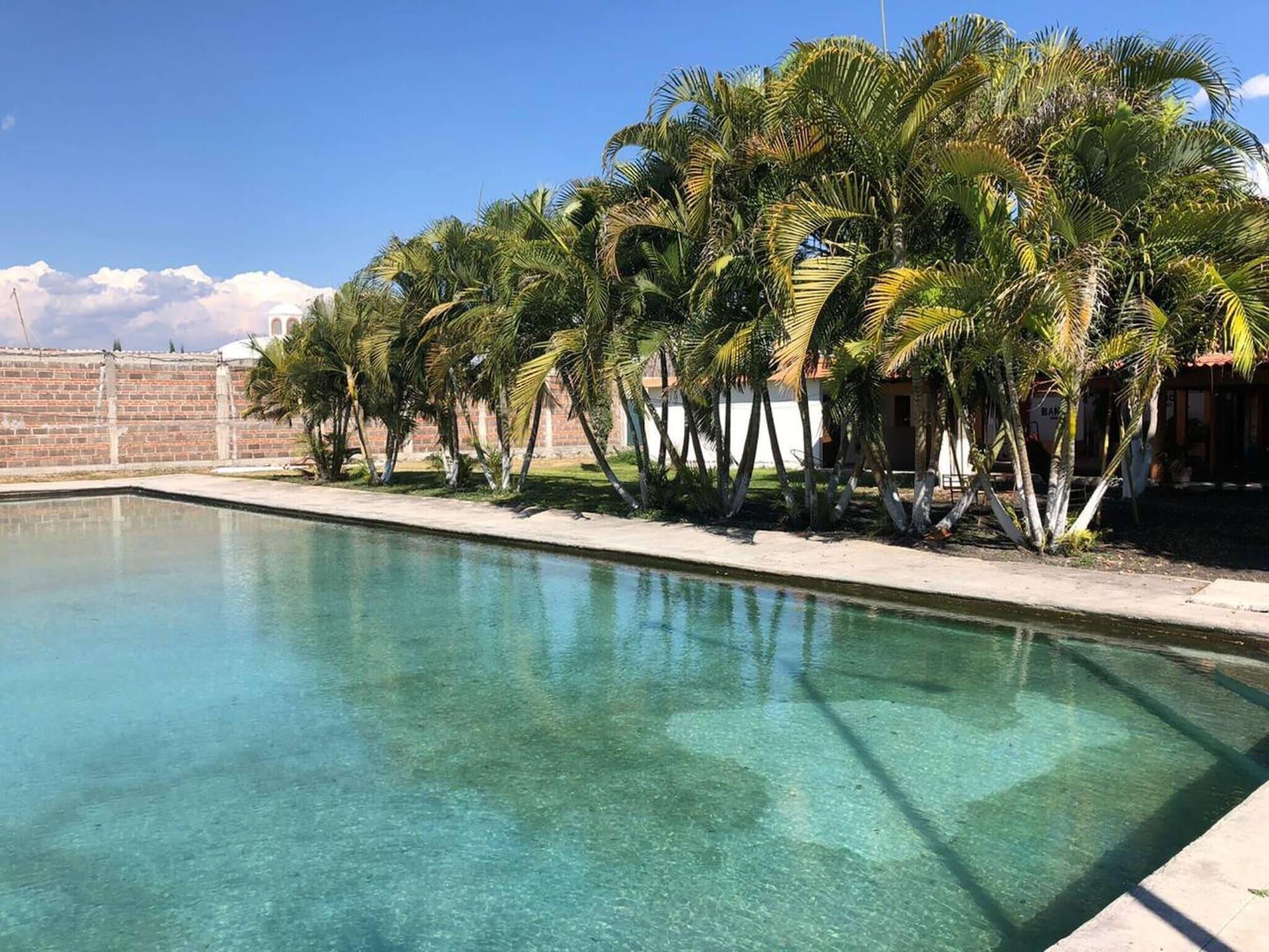 Vista Piscina Room-lodging And Tranquility